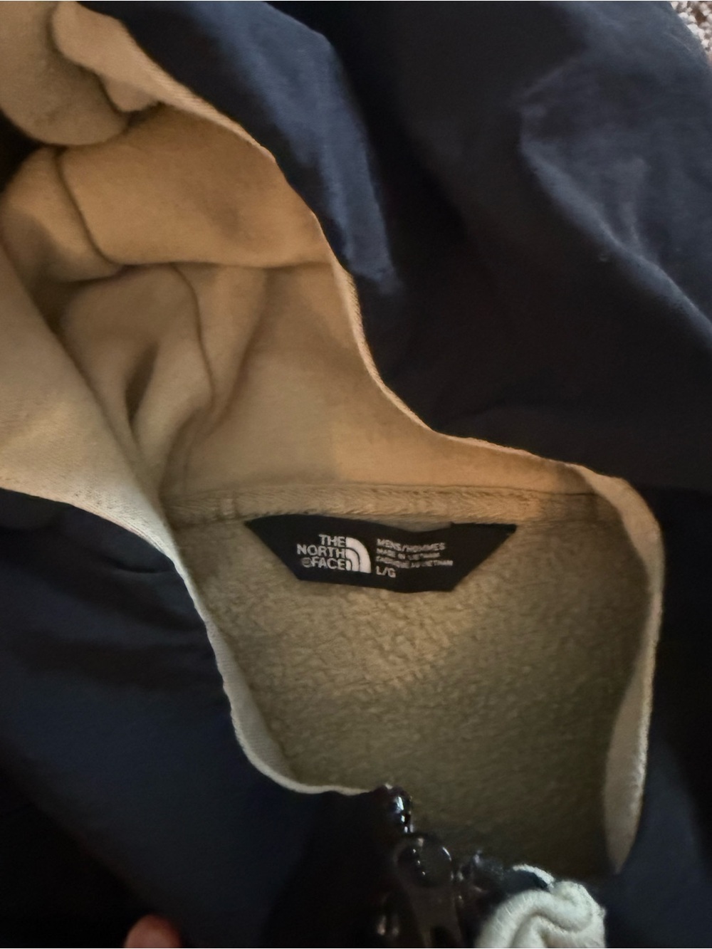 The North Face Men’s Hooded Fleece Jacket - Cream with Black Yoke - Picture 3 of 3